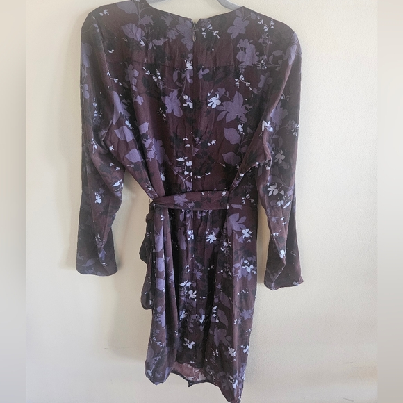 41 Hawthorn Purple Floral Faux Wrap Dress - Picture 5 of 6